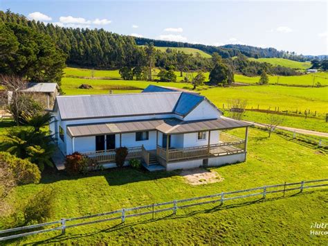 property for sale tasmania rural.